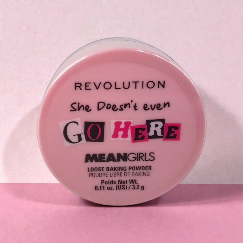 Revolution Mean Girls Loose Baking Powder